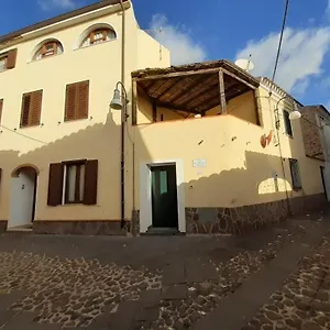 Privatunterkunft Casa Ombrina, Orosei